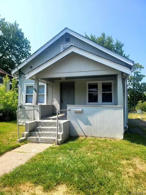 196 Beach St, Pontiac, MI 48342