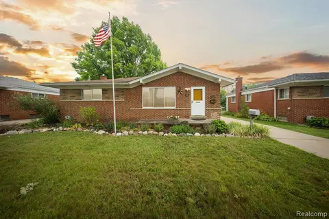 1596 Connie Ave, Madison Heights, MI 48071
