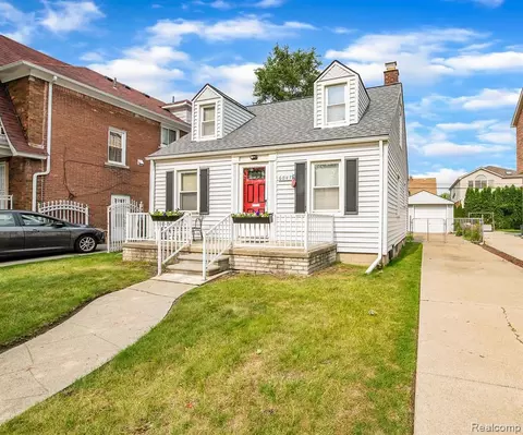 6047 Williamson St, Dearborn, MI 48126