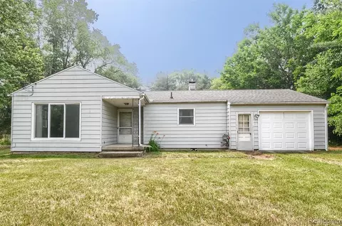 6029 W Wilson Rd, Clio, MI 48420