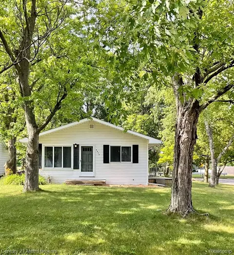 4012 Ann St, Saginaw, MI 48603