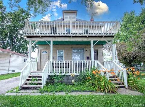 28803-28805 Waverly St, Roseville, MI 48066