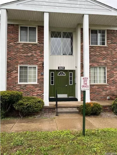 39471 Van Dyke Ave #513, Sterling Heights, MI 48313