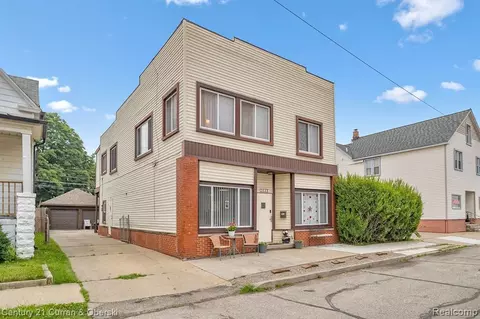 2648 10th St, Wyandotte, MI 48192