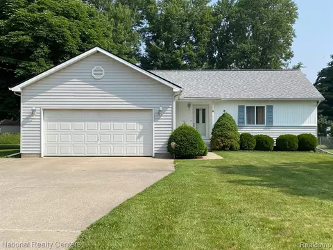 6219 E Atherton Rd, Burton, MI 48519