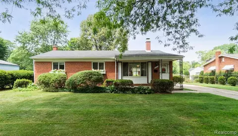 27014 Bennett, Redford, MI 48240