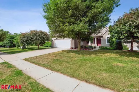 107 Harvest Dr, Clinton, MI 49236