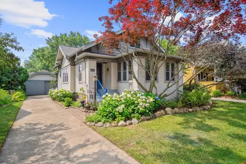 869 Sutherland St, Plymouth, MI 48170