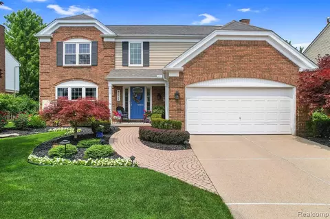 46788 Registry Dr, Canton, MI 48187