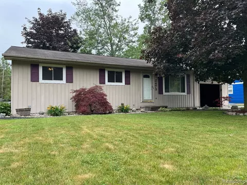 2473 Yellowstone St, Saginaw, MI 48603