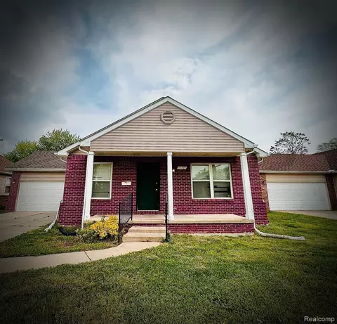 177 E Savannah St, Detroit, MI 48203