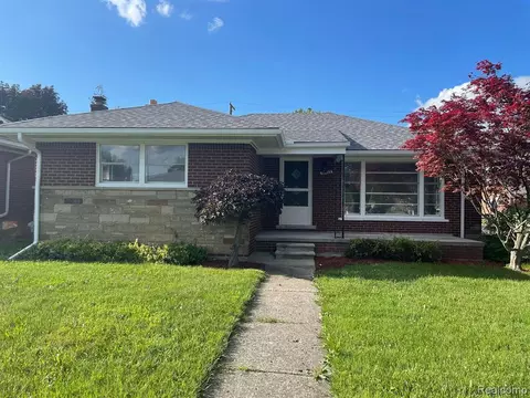 18135 Empire Ave, Eastpointe, MI 48021