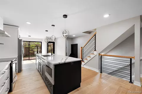 1386 Bramblebush Run, Bloomfield Hills, MI 48304
