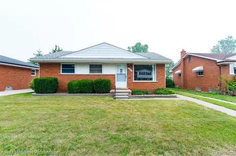 24842 Hanover St, Dearborn Heights, MI 48125