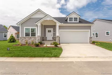 1418 Magellan Dr, Chelsea, MI 48118