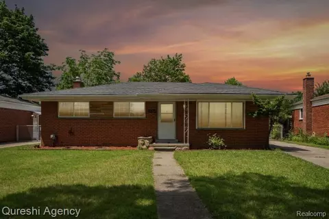 29339 Orvylle Dr, Warren, MI 48092