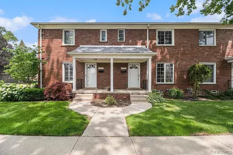 2530 Galpin Ave, Royal Oak, MI 48073