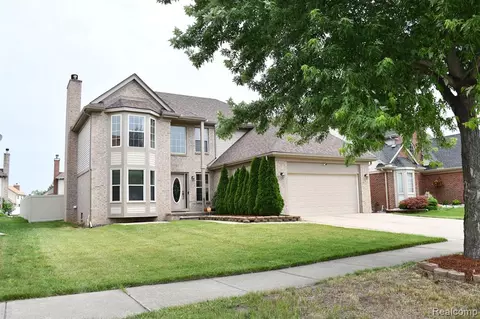15520 Pheasant Run, Southgate, MI 48195