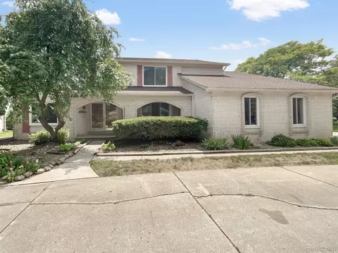 2031 Lancer, Troy, MI 48084