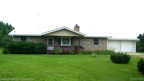 5234 Burnside Rd, North Branch, MI 48461