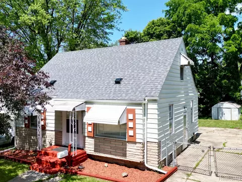 329 Bede St, Flint, MI 48507