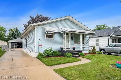 4919 Detroit St, Dearborn Heights, MI 48125