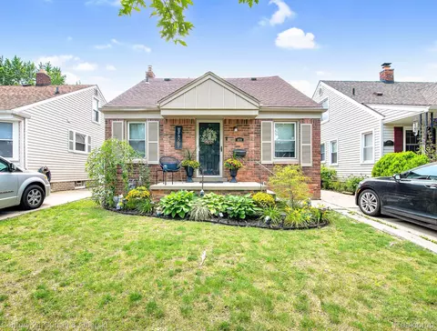 4839 Westland St, Dearborn, MI 48126