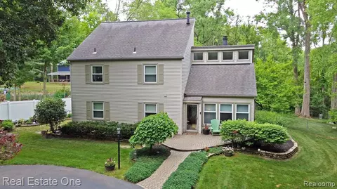 11685 Ely Rd, Davisburg, MI 48350