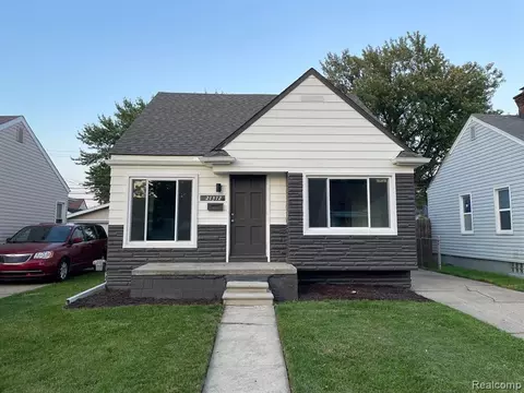 21312 Eastwood Blvd, Warren, MI 48089