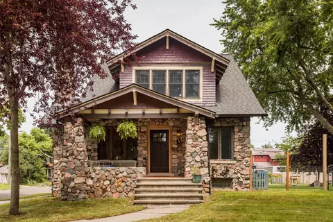 494 Lakewood St, Detroit, MI 48215