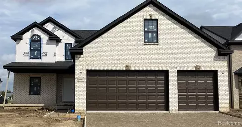 5048 Chatsworth St, Dundee, MI 48131