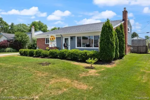 4520 Buchanan Ave, Warren, MI 48092