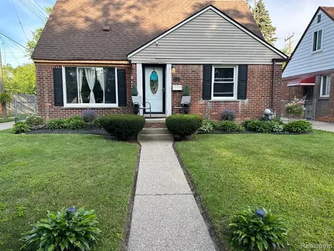 8029 Beaverland, Redford, MI 48239