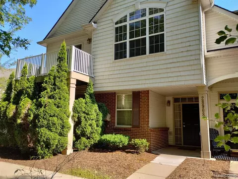 28908 Cullen Dr #9, Romulus, MI 48174