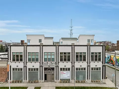 2843 E Grand Blvd #2, Detroit, MI 48211