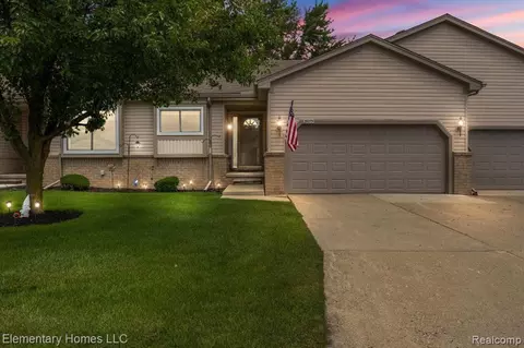 29273 Red Maple Dr, Chesterfield, MI 48051