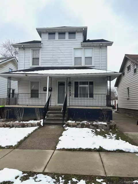 1459 Pingree Ave, Lincoln Park, MI 48146