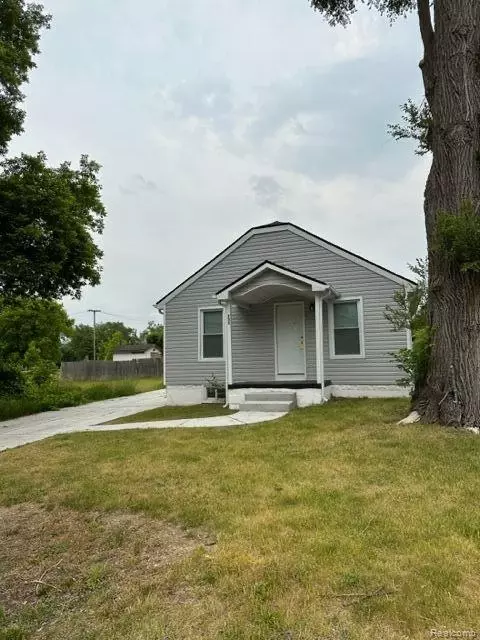 752 Cortwright St, Pontiac, MI 48340