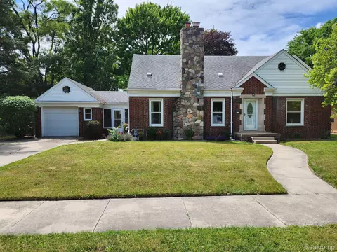 14189 Farley, Redford, MI 48239