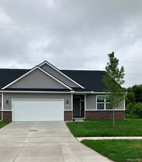 6743 Crossover Ln #57, Ypsilanti, MI 48197