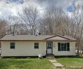 6901 Roseanna Dr, Flint, MI 48505