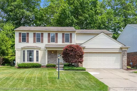 7914 Moonwood Pl, Westland, MI 48185