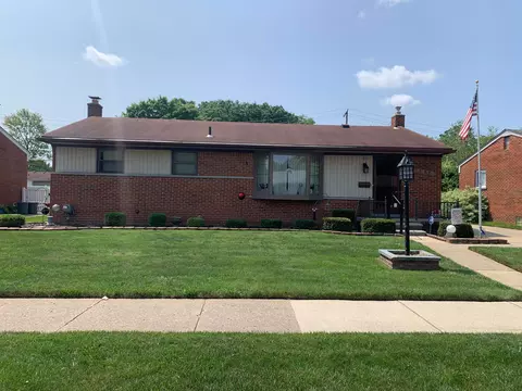 32215 Oakley St, Livonia, MI 48154