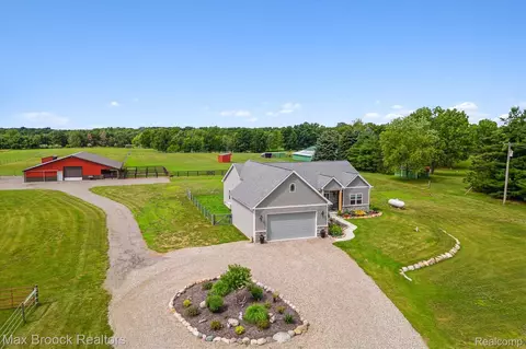 3260 Merwin Rd, Elba, MI 48446