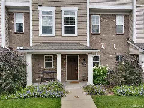 3737 W Madison Ave, Lake Orion, MI 48359