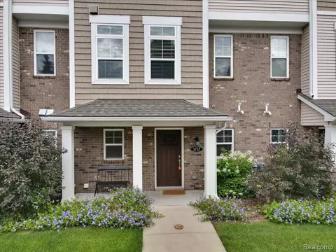 3737 W Madison Ave, Orion, MI 48359