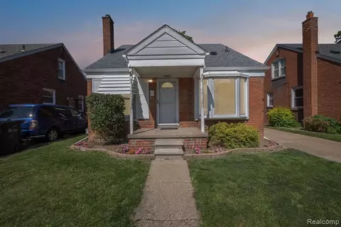 14592 Warwick Ave, Allen Park, MI 48101