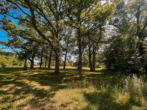 Unit 1 Lauren Lane, Dryden, MI 48428