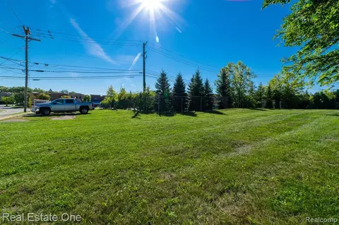 0 Park Iland St, Lake Orion, MI 48362
