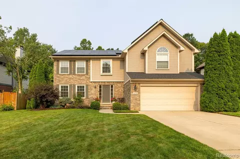 18310 Cedar Island Blvd, Romulus, MI 48174